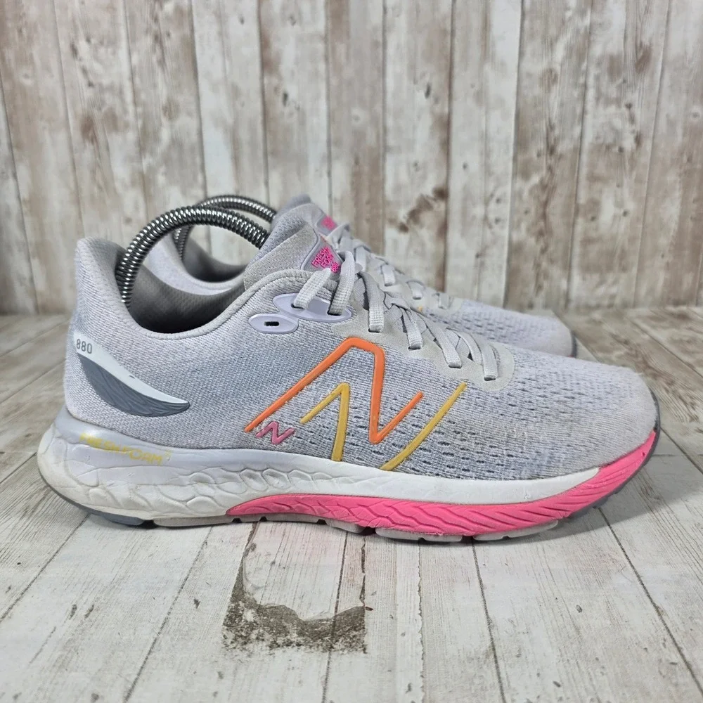 New Balance Fresh Foam 880‎ v11 Womens Running Shoes Grey Pink Orange W880G11